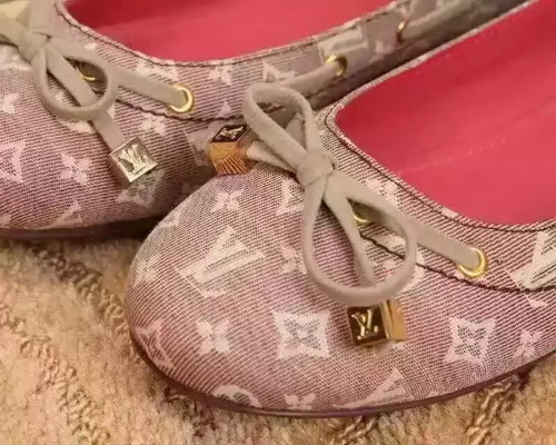 LV Shallow mouth flat shoes Women--012